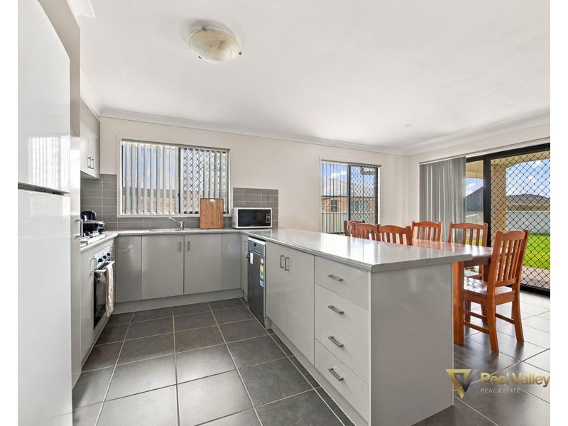13 Carnegie Place Westdale, Tamworth NSW 2340