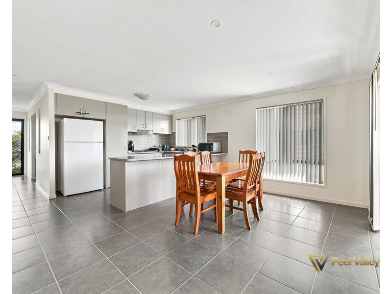 13 Carnegie Place Westdale, Tamworth NSW 2340
