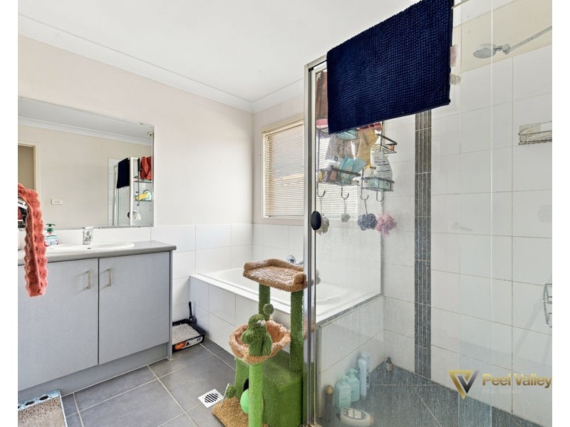 13 Carnegie Place Westdale, Tamworth NSW 2340