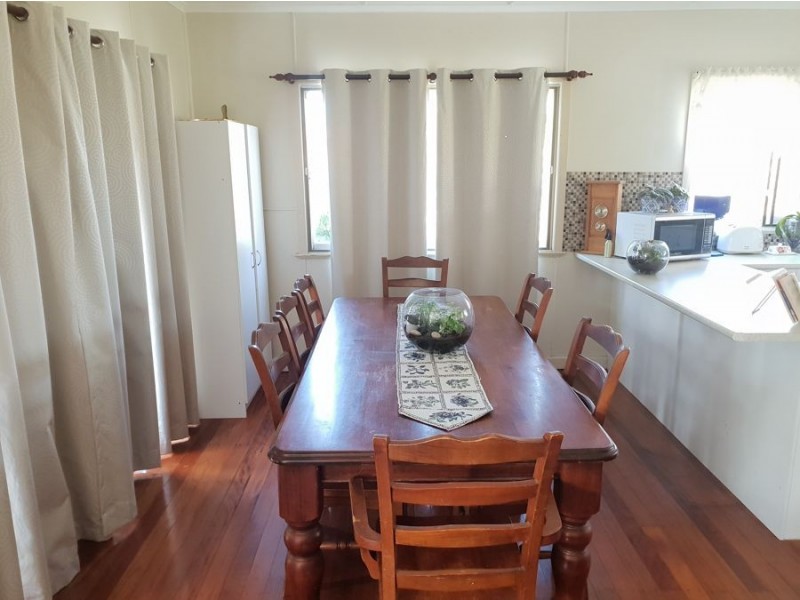 12 Russell Street, Everton Park QLD 4053