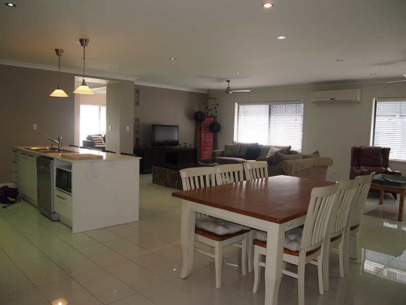 19 Patricius Place, Augustine Heights QLD 4300
