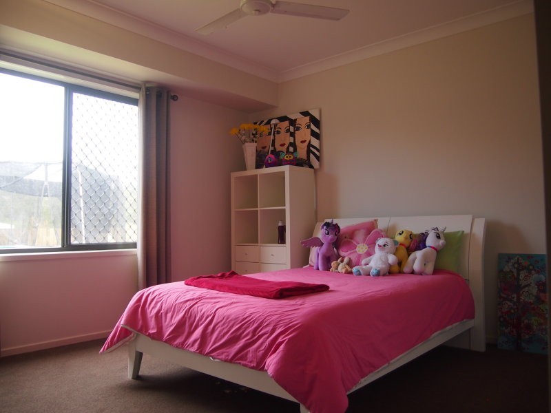 19 Patricius Place, Augustine Heights QLD 4300