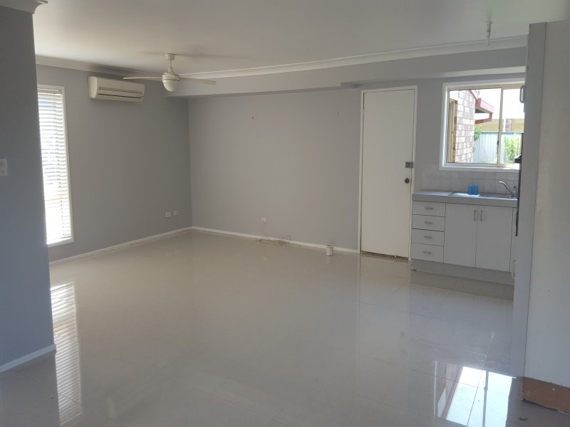 45 Emerald Drive, Regents Park QLD 4118