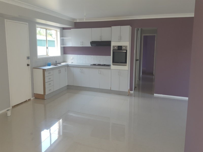 45 Emerald Drive, Regents Park QLD 4118