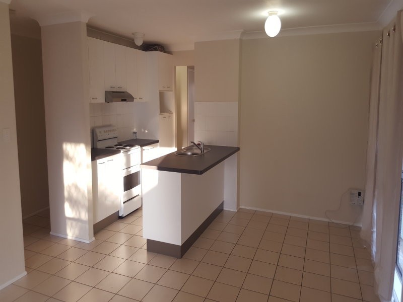 1/37 Somerfield Street, Redbank Plains QLD 4301