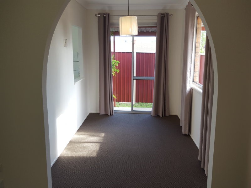 4 Volant Street, Regents Park QLD 4118