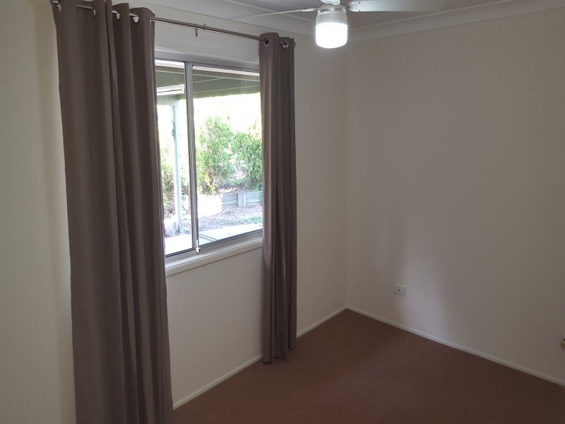 4 Volant Street, Regents Park QLD 4118