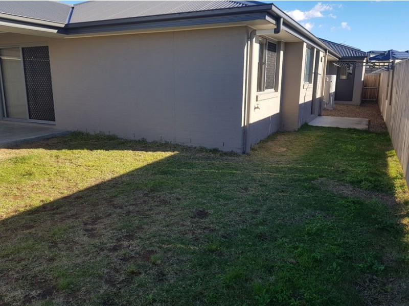 13 Borowski Street, Bellbird Park QLD 4300