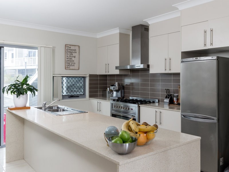 162 Grande Avenue, Springfield Lakes QLD 4300
