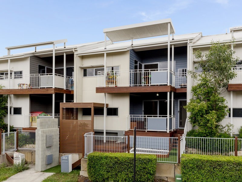 162 Grande Avenue, Springfield Lakes QLD 4300