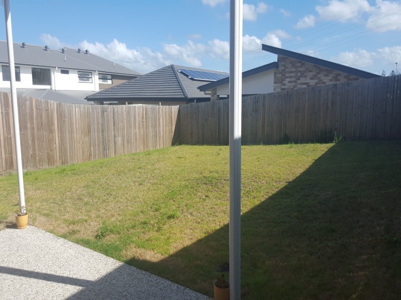 67 Huggins Avenue, Yarrabilba QLD 4207