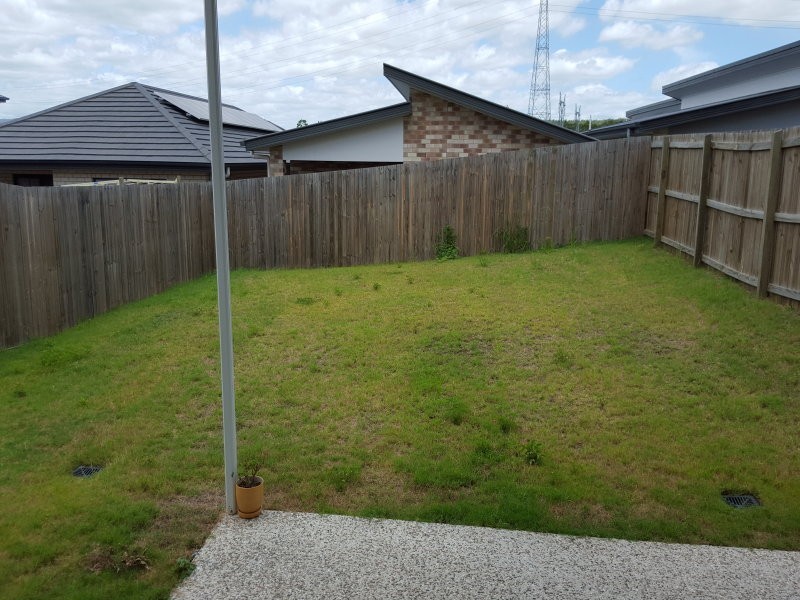 67 Huggins Avenue, Yarrabilba QLD 4207