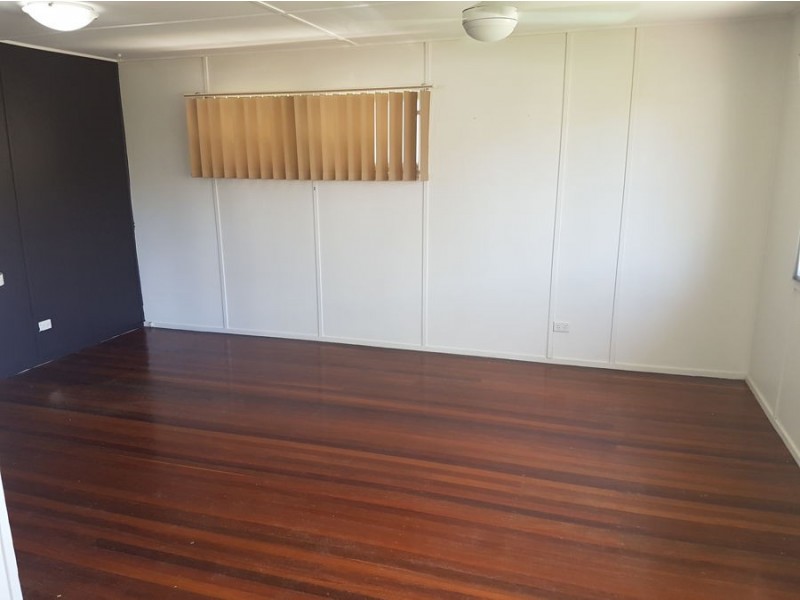 4 Coverack Street, Leichhardt QLD 4305