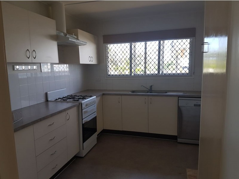 4 Coverack Street, Leichhardt QLD 4305