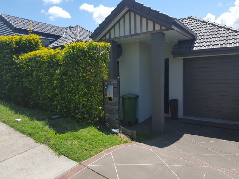 8 Morialta Street, Springfield Lakes QLD 4300