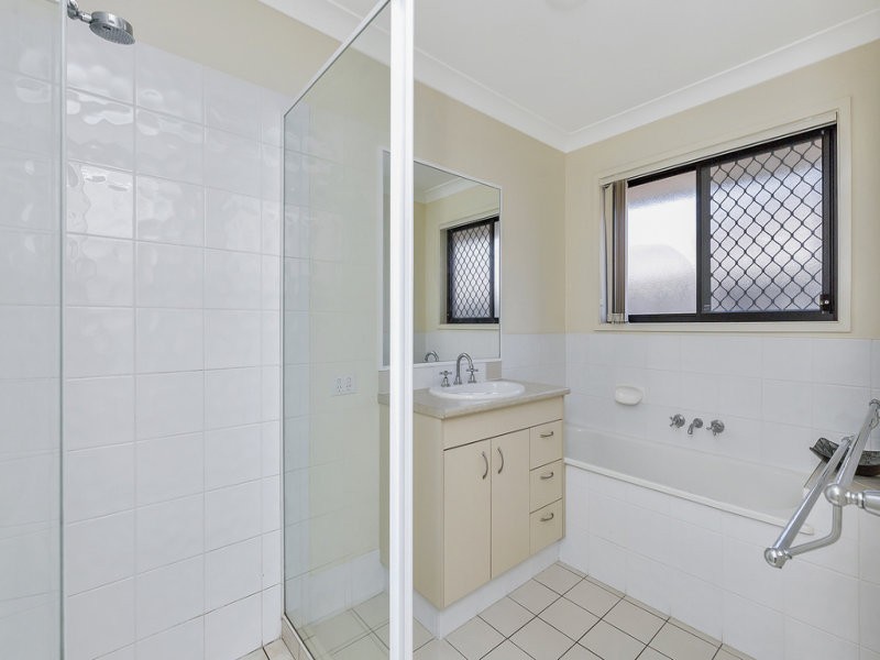 32 Rosella Street, Loganlea QLD 4131