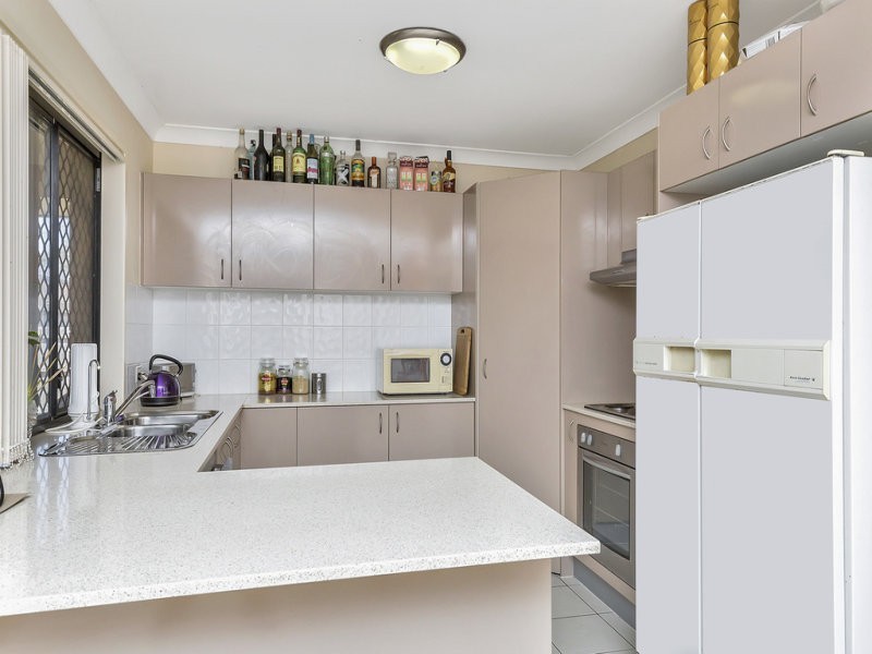 32 Rosella Street, Loganlea QLD 4131