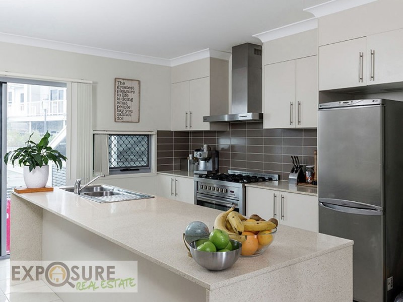 144 Grande Ave, Springfield Lakes QLD 4300