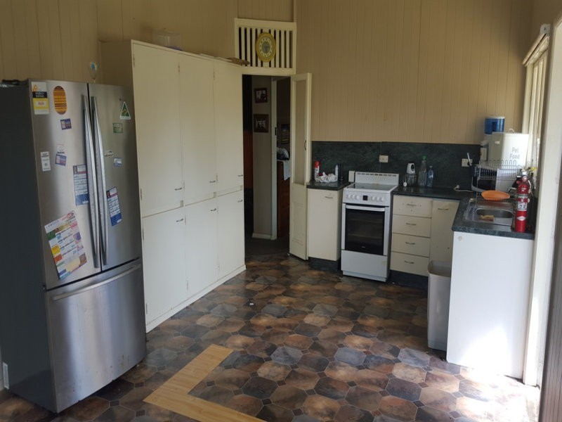 43 Main Street, Lowood QLD 4311