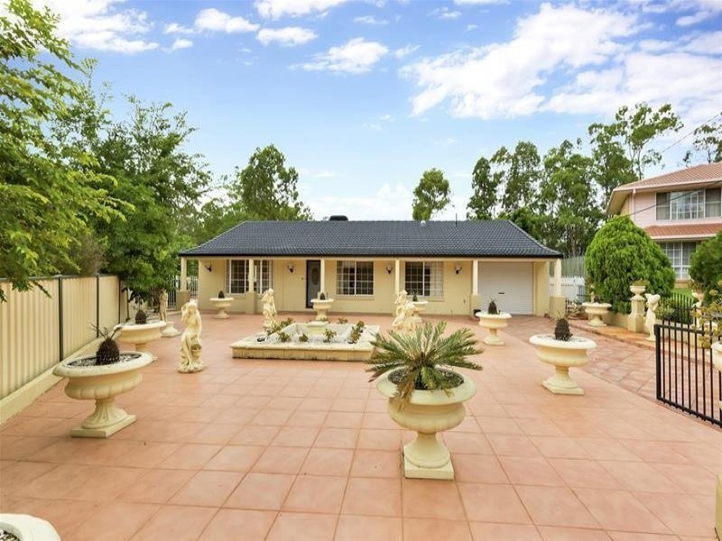 20 Watson Street, Collingwood Park QLD 4301