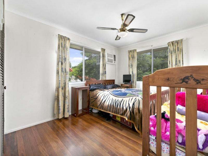 92 Railway Street, Lowood QLD 4311