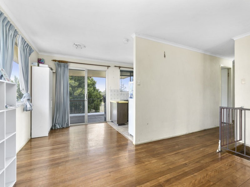 92 Railway Street, Lowood QLD 4311
