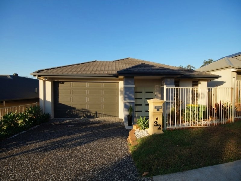 32 Hyde Avenue, Springfield Lakes QLD 4300