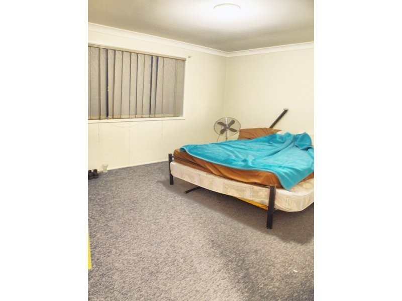 1/10 Glen Noble Avenue, Redbank Plains QLD 4301