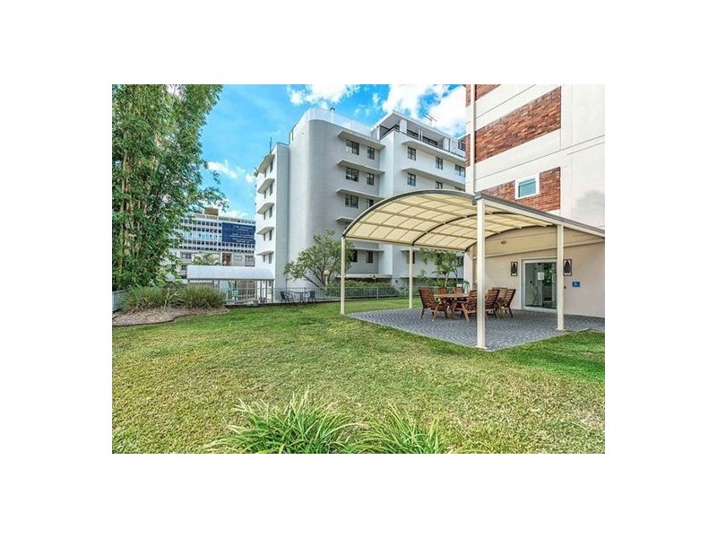 4D 28 Fortescue Street, Spring Hill QLD 4000