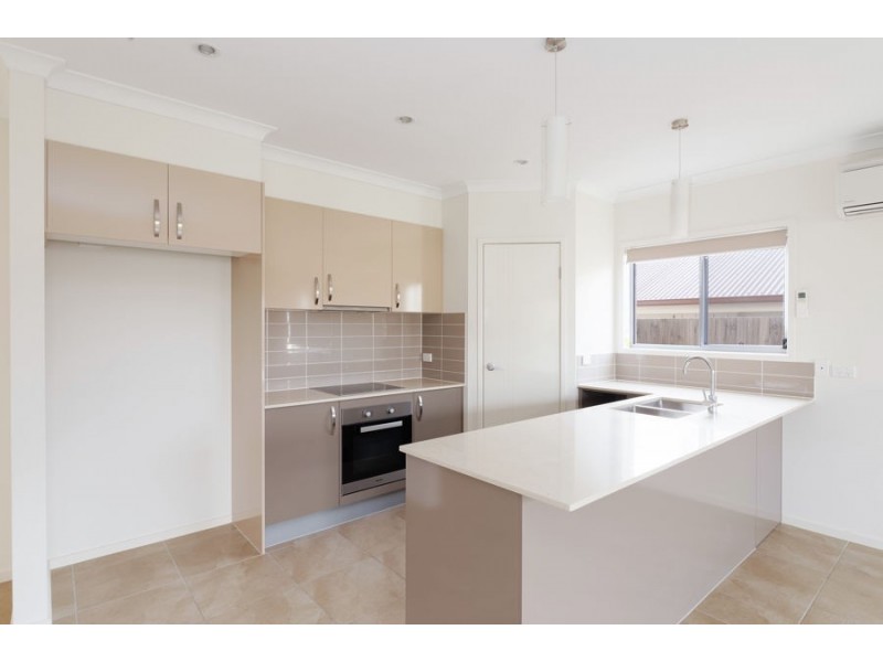 67 Huggins Avenue, Yarrabilba QLD 4207