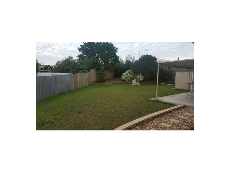 5 Zenith Court, Regents Park QLD 4118