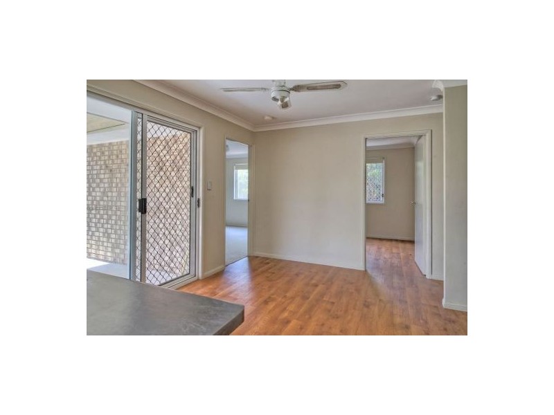 5 Zenith Court, Regents Park QLD 4118