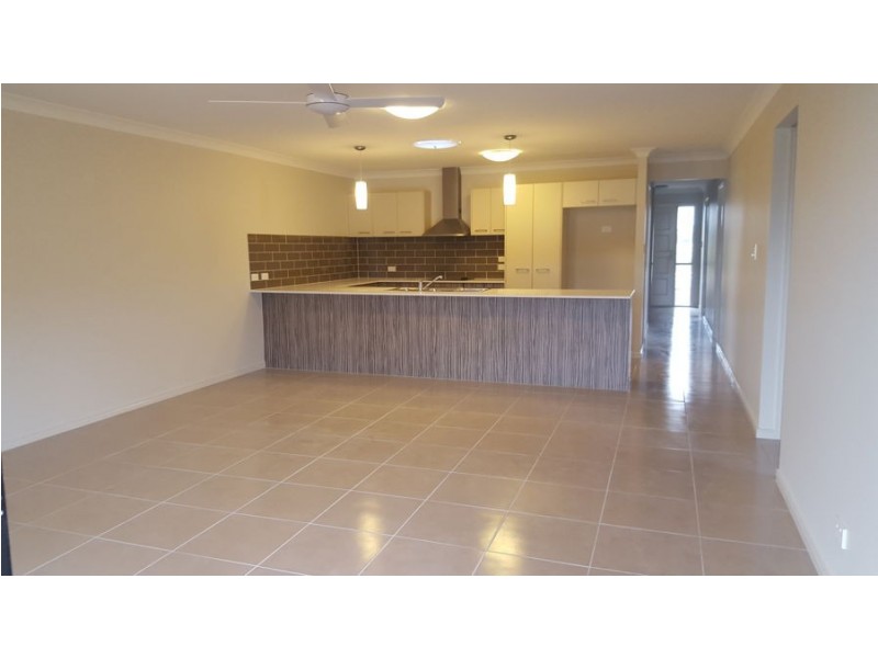 1/6 Richmond Terrace, Plainland QLD 4341