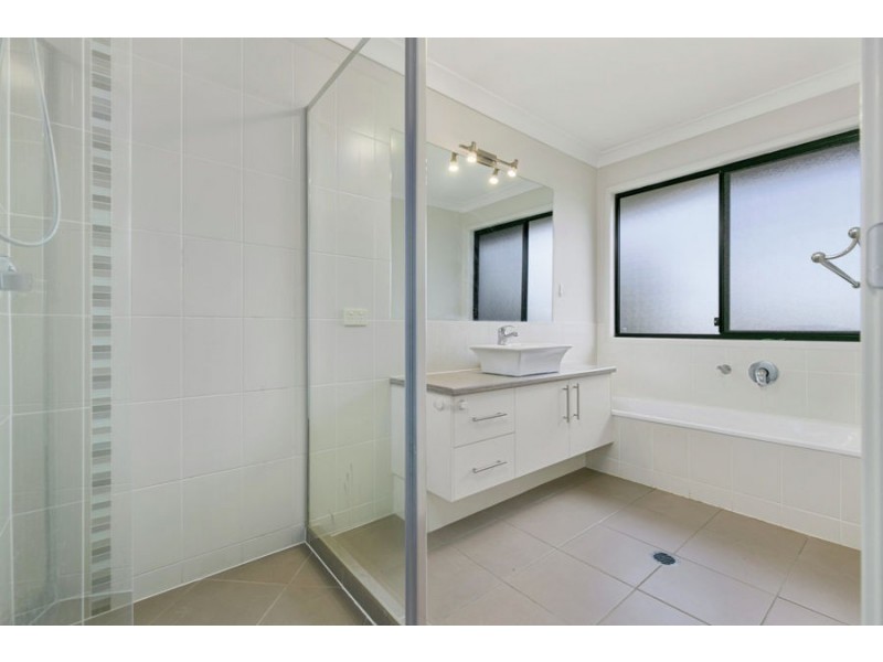 2 Wildflower Drive, Springfield Lakes QLD 4300