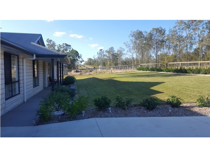 109 Fairway Drive, Kensington Grove QLD 4341