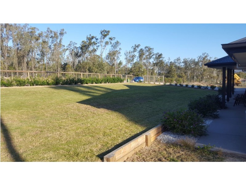 109 Fairway Drive, Kensington Grove QLD 4341