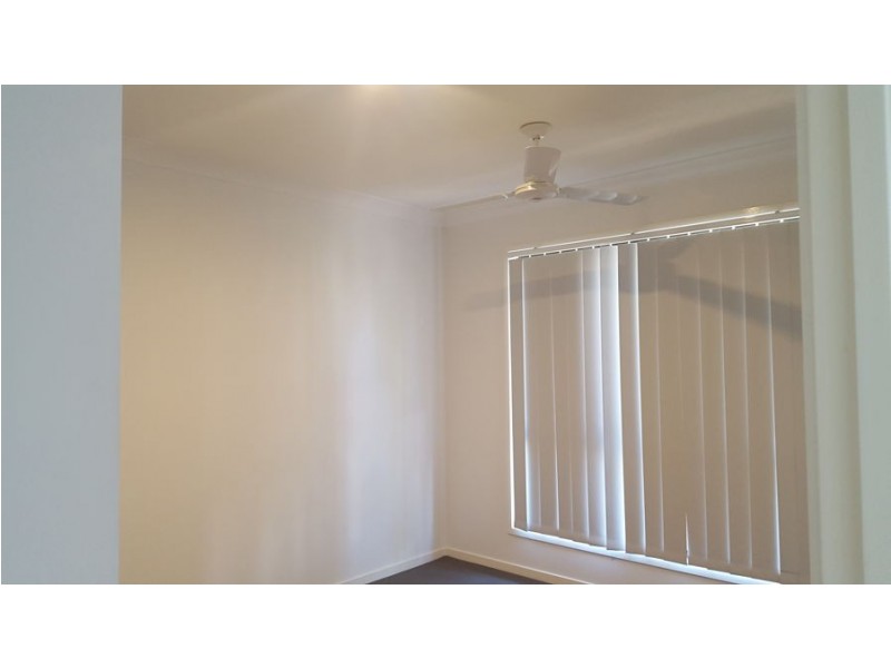 30 Waratah Crescent, Springfield Lakes QLD 4300