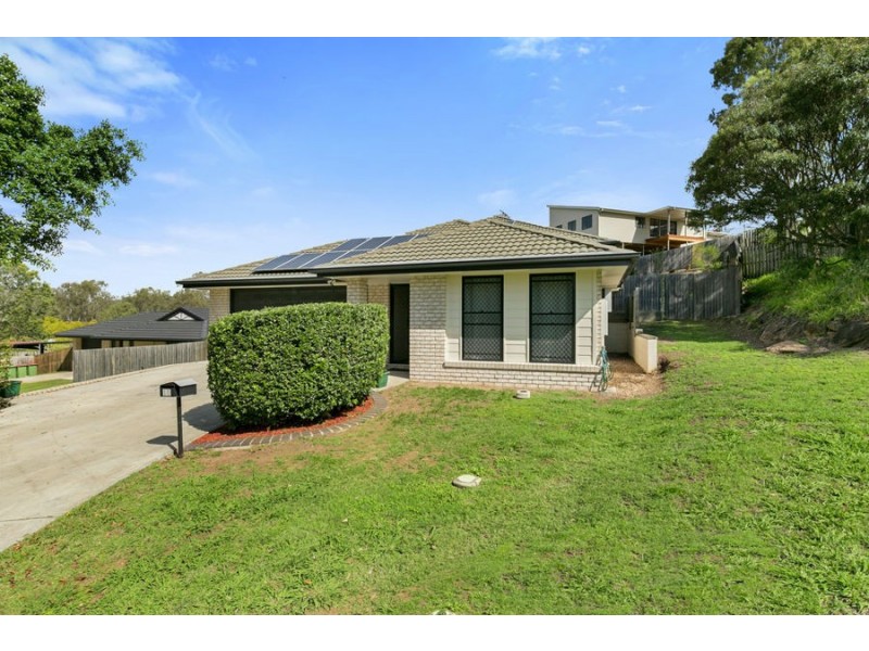 18 Henry Samuel Drive, Redbank Plains QLD 4301