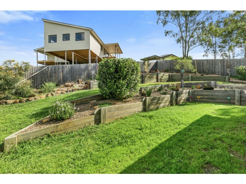 18 Henry Samuel Drive, Redbank Plains QLD 4301