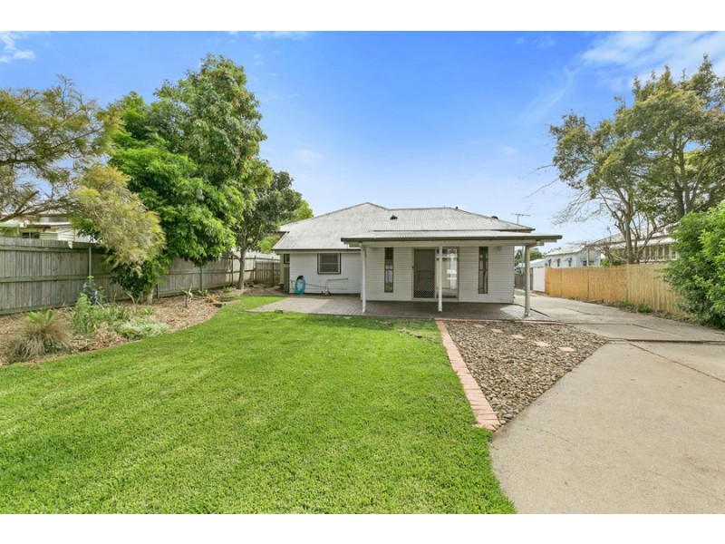 127 Jacaranda Street, North Booval QLD 4304