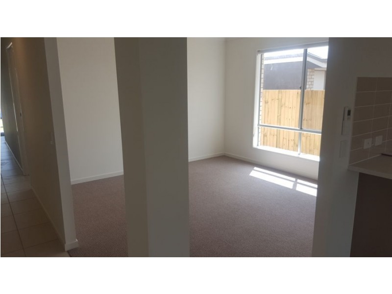 1041 Samford Road, Leichhardt QLD 4305