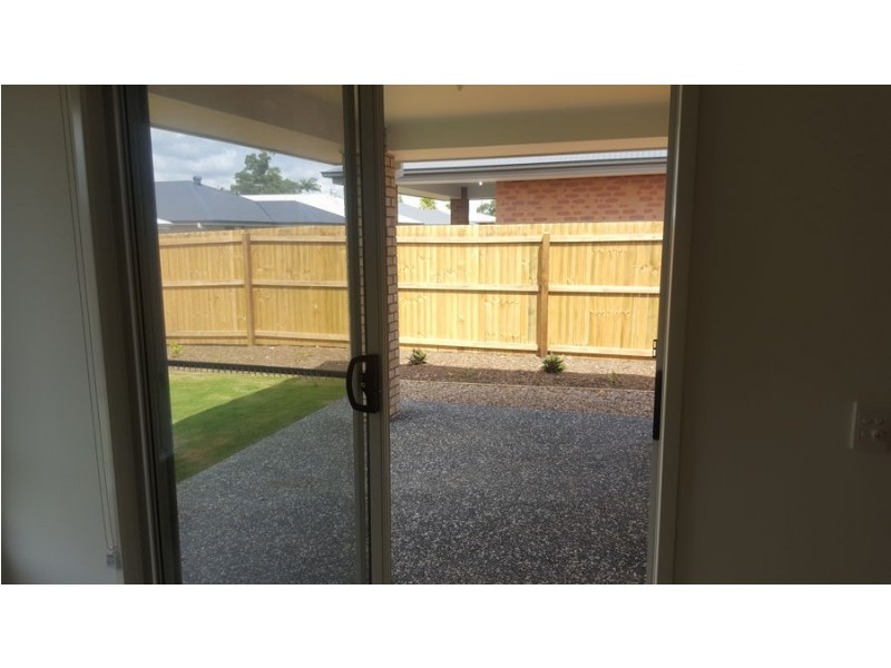 1041 Samford Road, Leichhardt QLD 4305