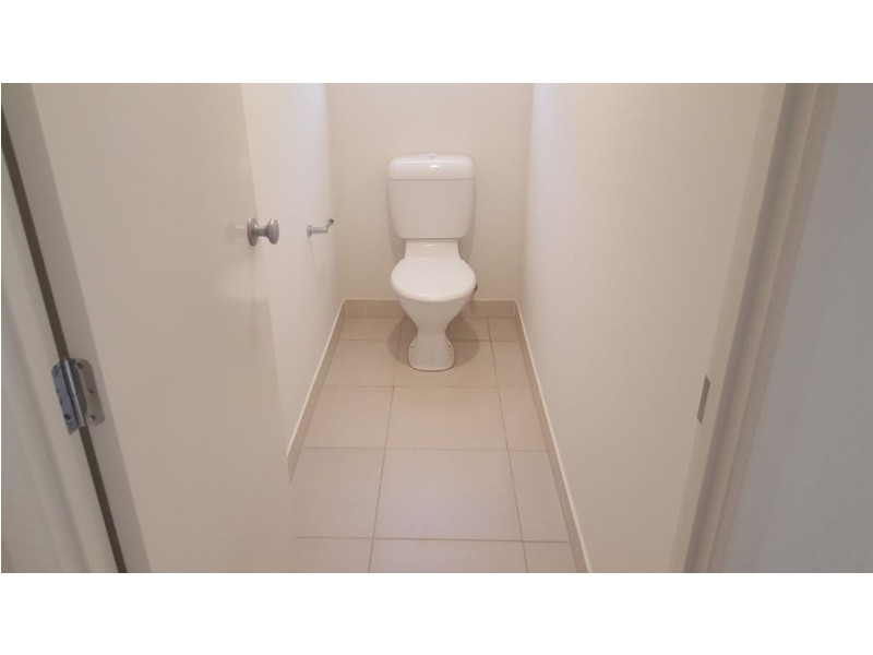 1041 Samford Road, Leichhardt QLD 4305