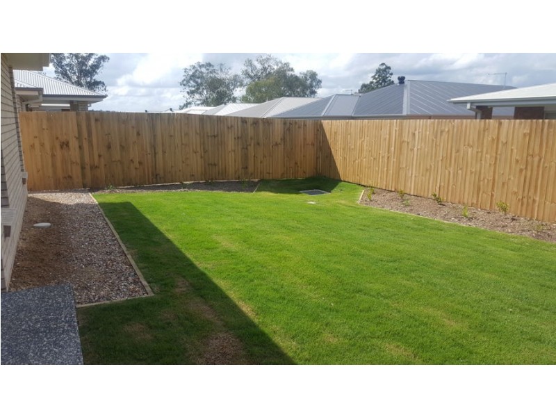 1041 Samford Road, Leichhardt QLD 4305