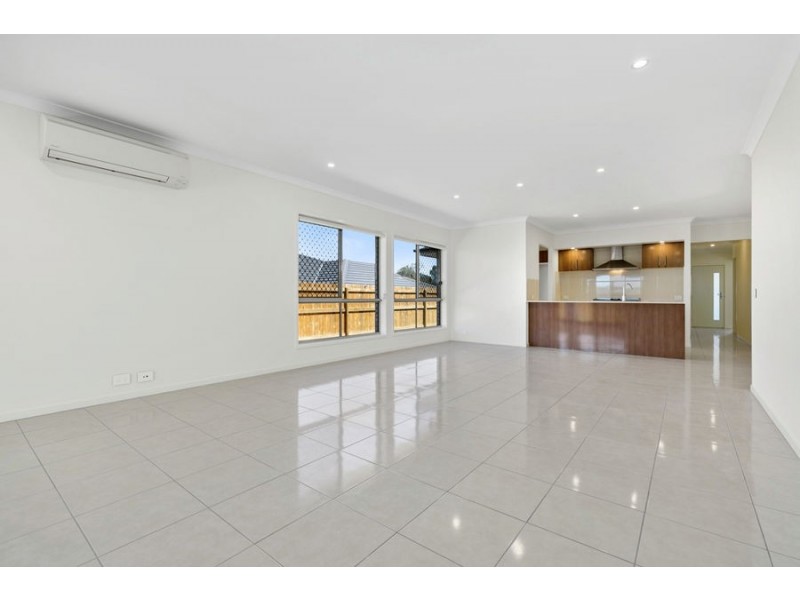 31 Foxtail Road, Ripley QLD 4306