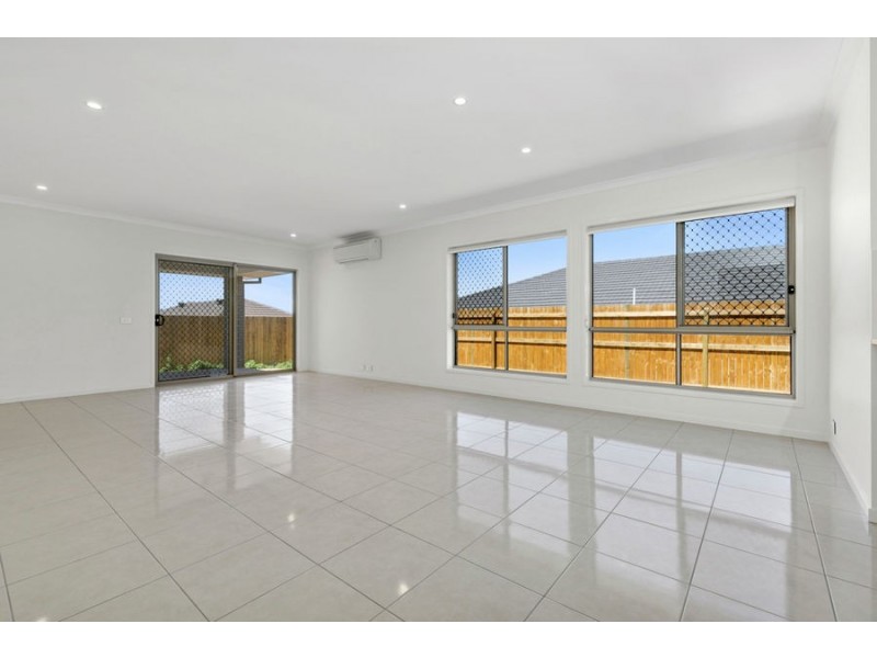 31 Foxtail Road, Ripley QLD 4306