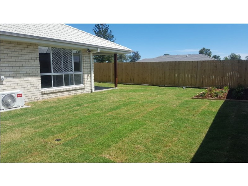 80 Falkland Street West, Heathwood QLD 4110