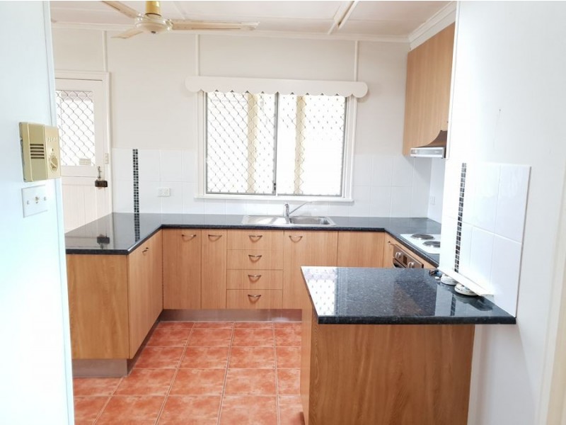 38 Duncan Street, Riverview QLD 4303