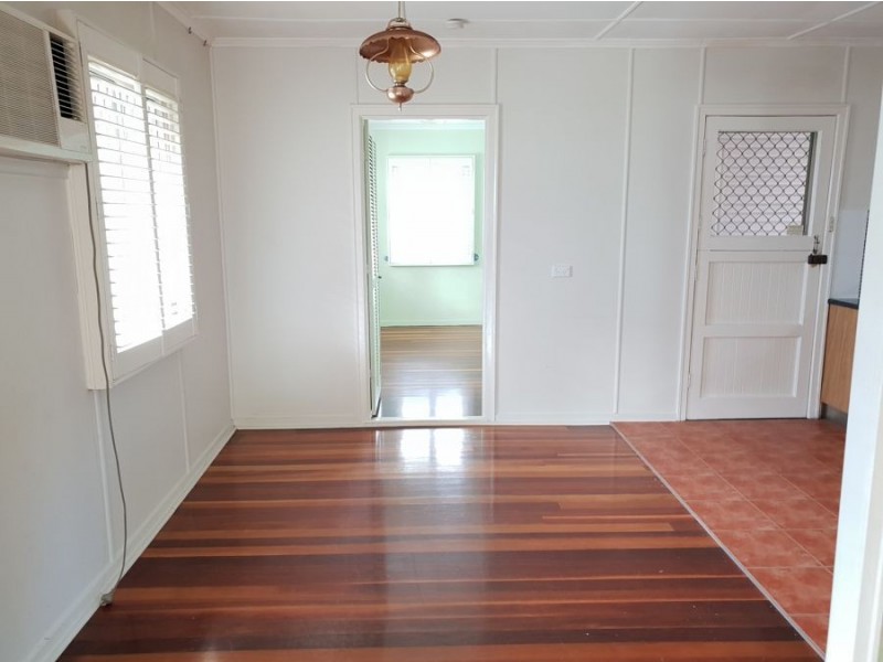 38 Duncan Street, Riverview QLD 4303