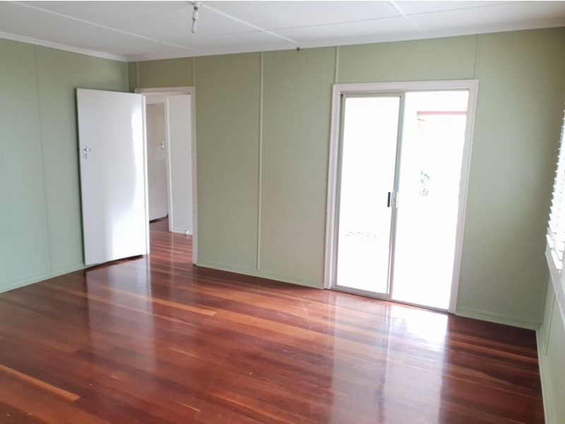 38 Duncan Street, Riverview QLD 4303